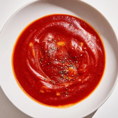 Creamy Instant Marinara sauce simmering gently with melted butter, ready for pasta night.