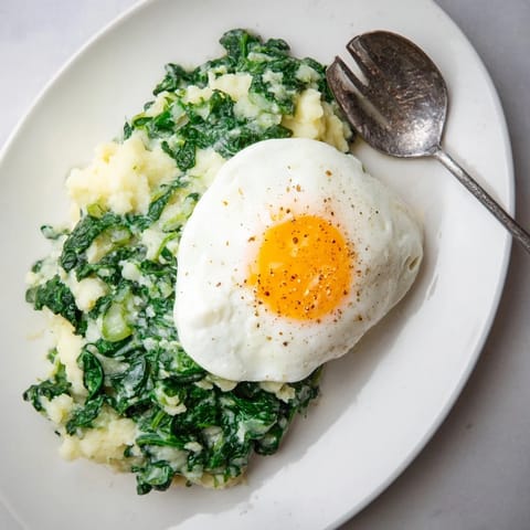 Cremed Spinat Kartoffelpüree Spiegelei